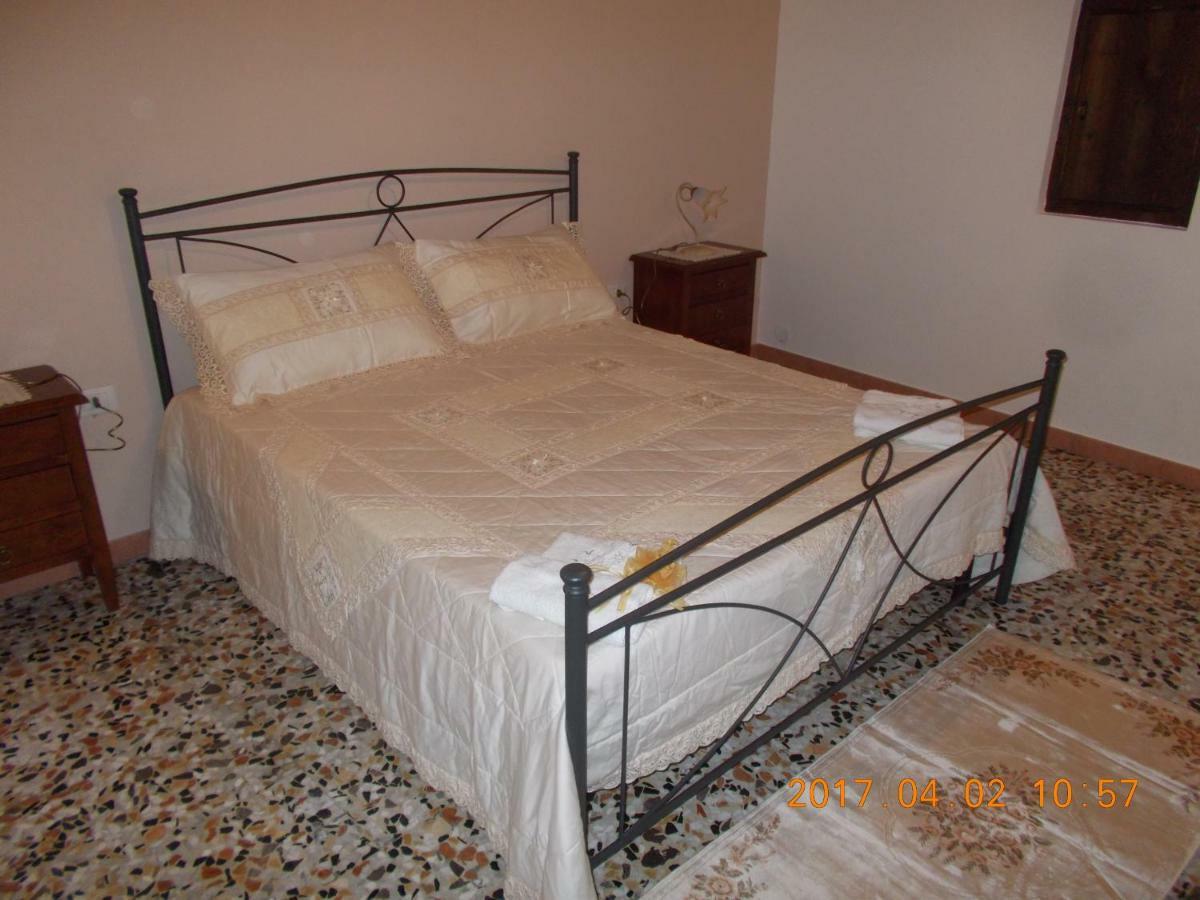 Villa A Casa Di Monia à Felline Extérieur photo